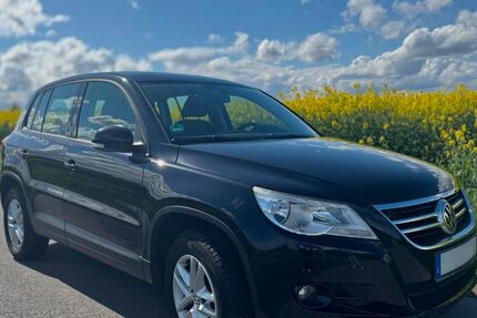 VW Tiguan 102.000 km 8.400 &euro; Korschenbroich 41352