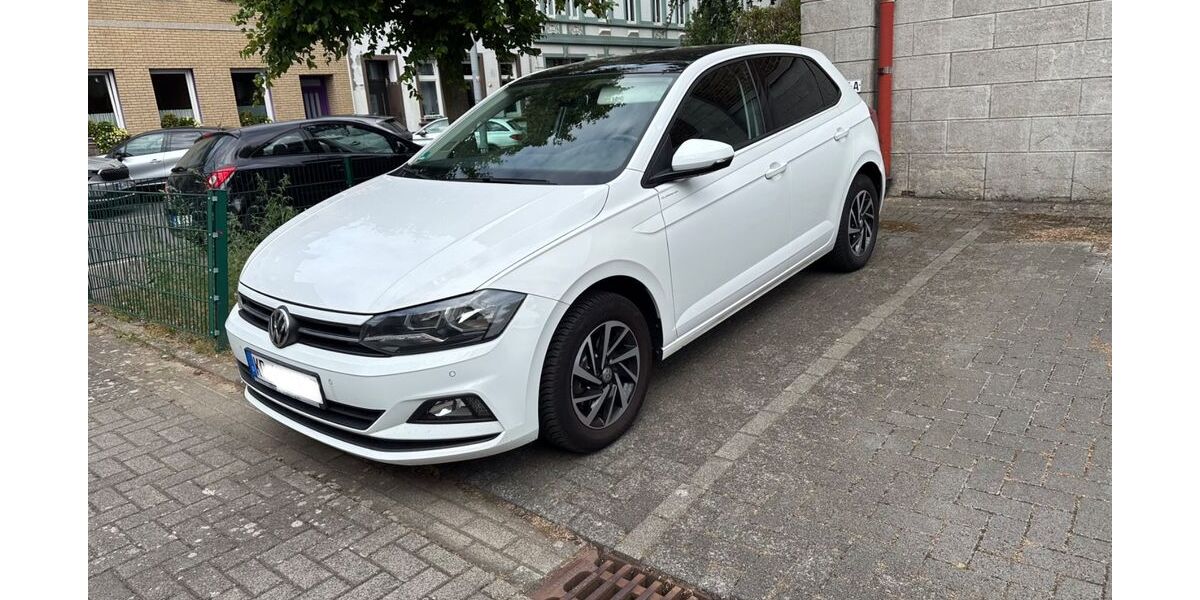 VW Polo 64.000 km 13.500 &euro; Krefeld 47803