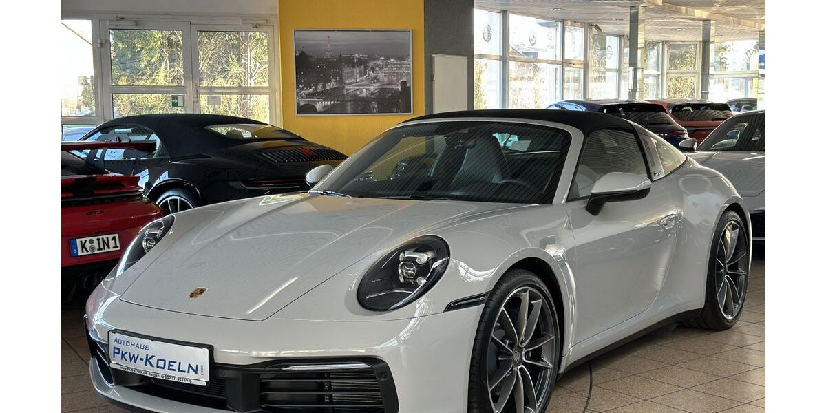 Porsche 992 15.000 km 142.950 &euro; Kerpen 50171