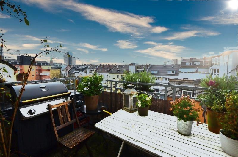 Etagenwohnung Düsseldorf Stadtmitte - 3 Zimmer, 85 m&sup2;, 1.500&euro; | Angebot:26296665