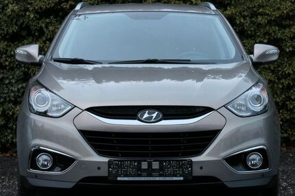 Hyundai TUCSON 90.000 km 11.950 &euro; Mönchengladbach 41063