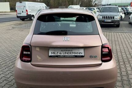 Fiat 500e 24.965 km 19.590 &euro; Jülich 52428