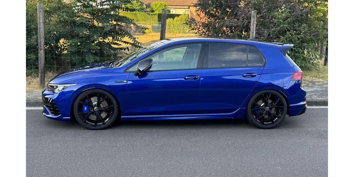 VW Golf 8.700 km 48.500 &euro; Hückelhoven 41836