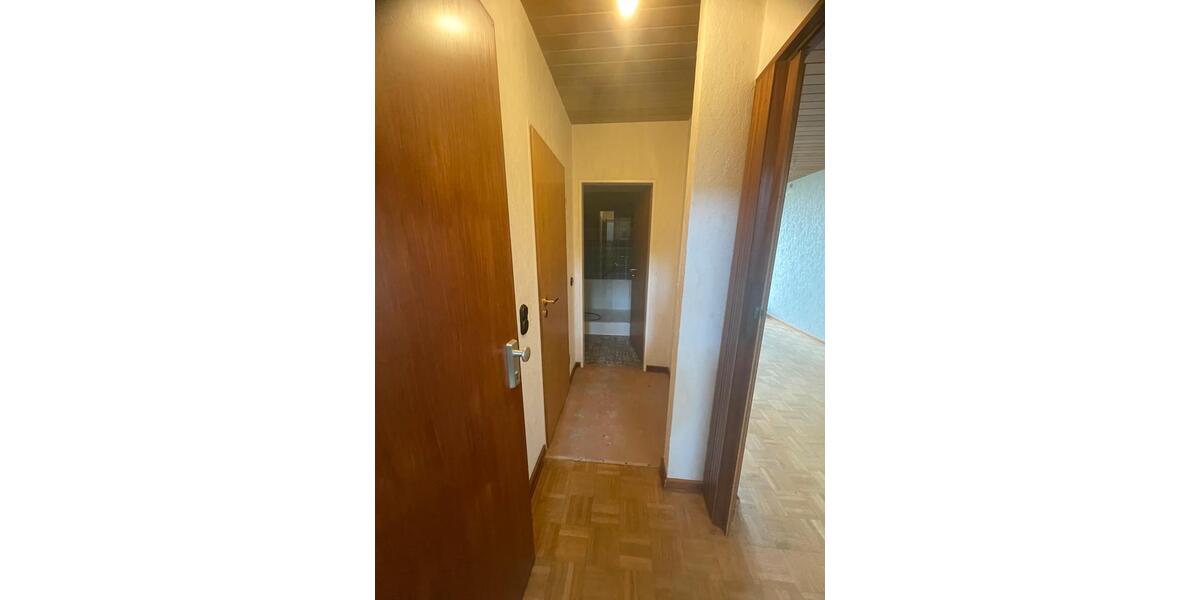 Hochparterre Düsseldorf Stadtbezirk 9 - 3.5 Zimmer, 77 m&sup2;, 220.000&euro; | Angebot:25933784