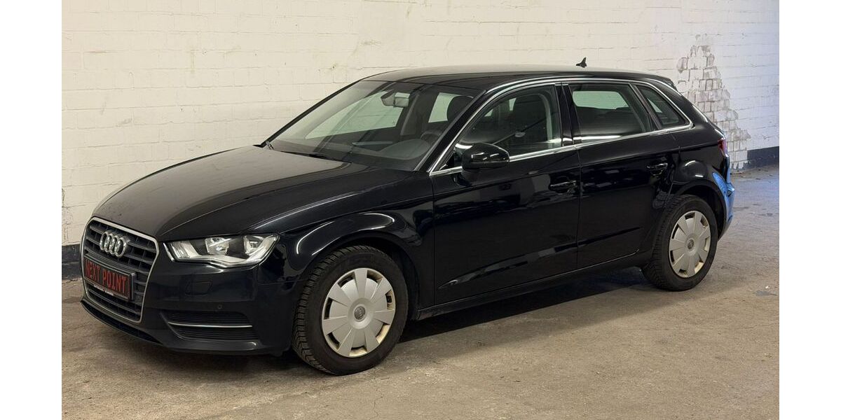 Audi A3 113.819 km 11.900 &euro; Düsseldorf 40468