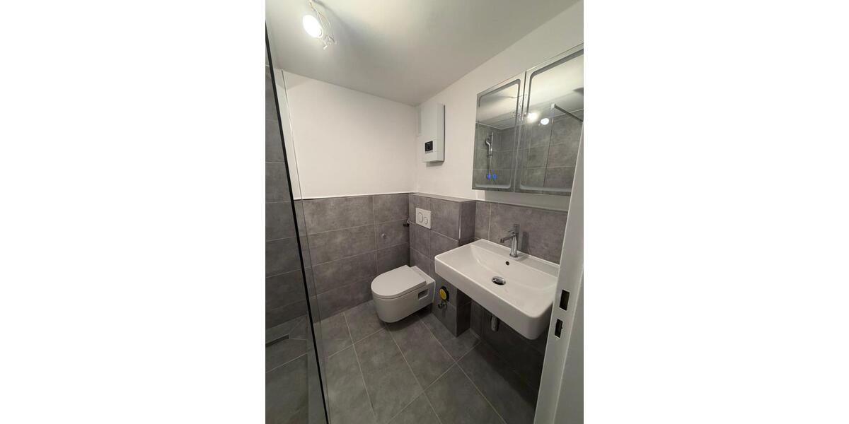 Etagenwohnung Düsseldorf Pempelfort - 1 Zimmer, 35 m&sup2;, 200.000&euro; | Angebot:26245092