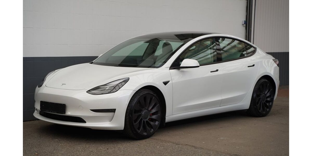 Tesla Model 3 77.278 km 26.950 &euro; Mönchengladbach 41236