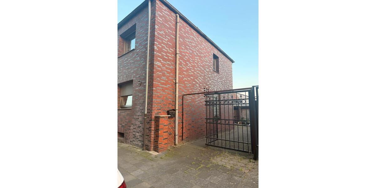 Doppelhaushälfte Grevenbroich Neuenhausen - 6 Zimmer, 150 m&sup2;, 315.000&euro; | Angebot:26739379