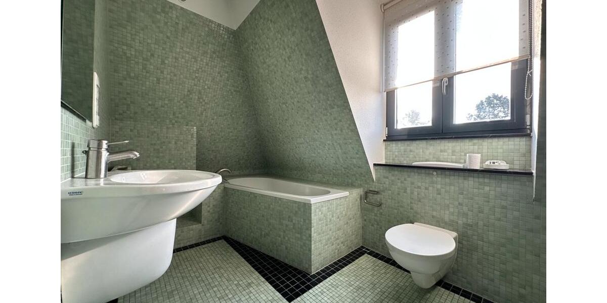 Maisonettenwohnung Meerbusch Necklenbroich - 3 Zimmer, 118 m&sup2;, 2.125&euro; | Angebot:26248397