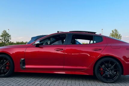 Kia Stinger 132.000 km 21.900 &euro; Grevenbroich 41517