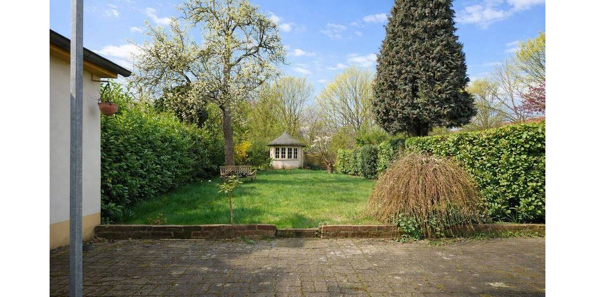 Doppelhaushälfte Krefeld / Dießem/Lehmheide Dießem/Lehmheide - 5 Zimmer, 122 m&sup2;, 379.000&euro; | Angebot:26190147