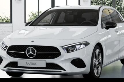 Mercedes-Benz A 180 9.900 km 31.490 &euro; Düsseldorf 40470