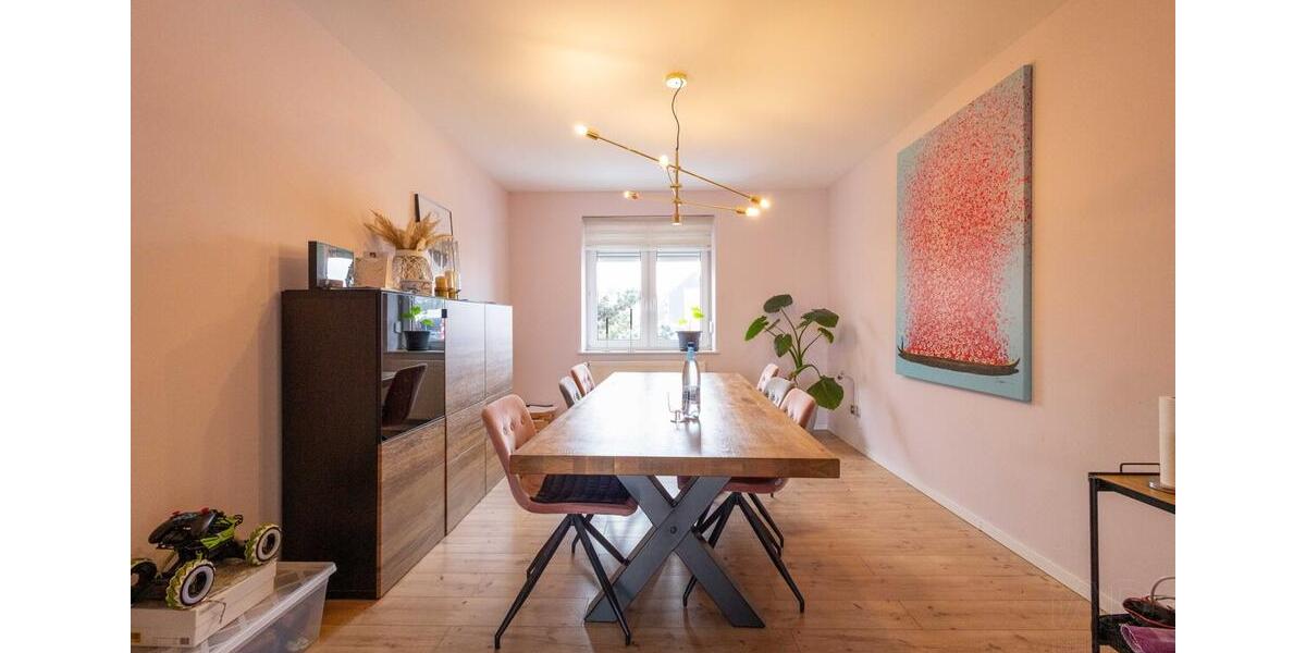 Etagenwohnung Jüchen - 4 Zimmer, 116 m&sup2;, 1.380&euro; | Angebot:24487686