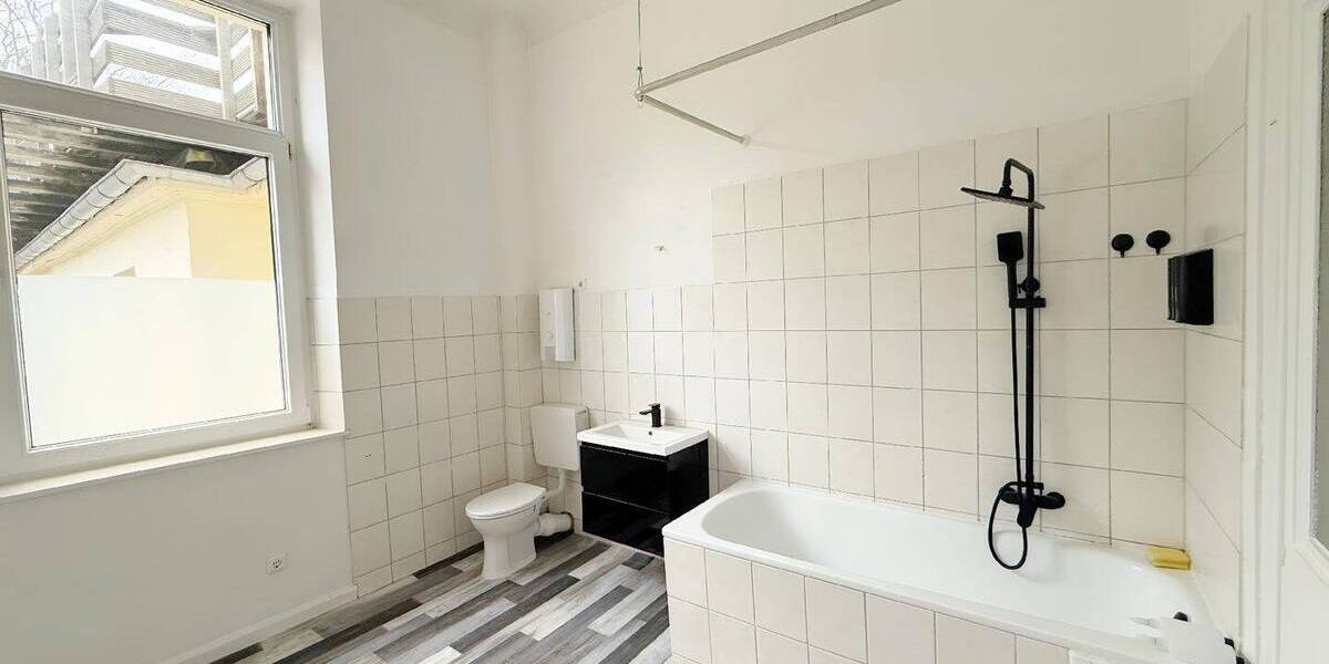 Etagenwohnung Krefeld Stadtmitte - 3 Zimmer, 72 m&sup2;, 620&euro; | Angebot:26154126