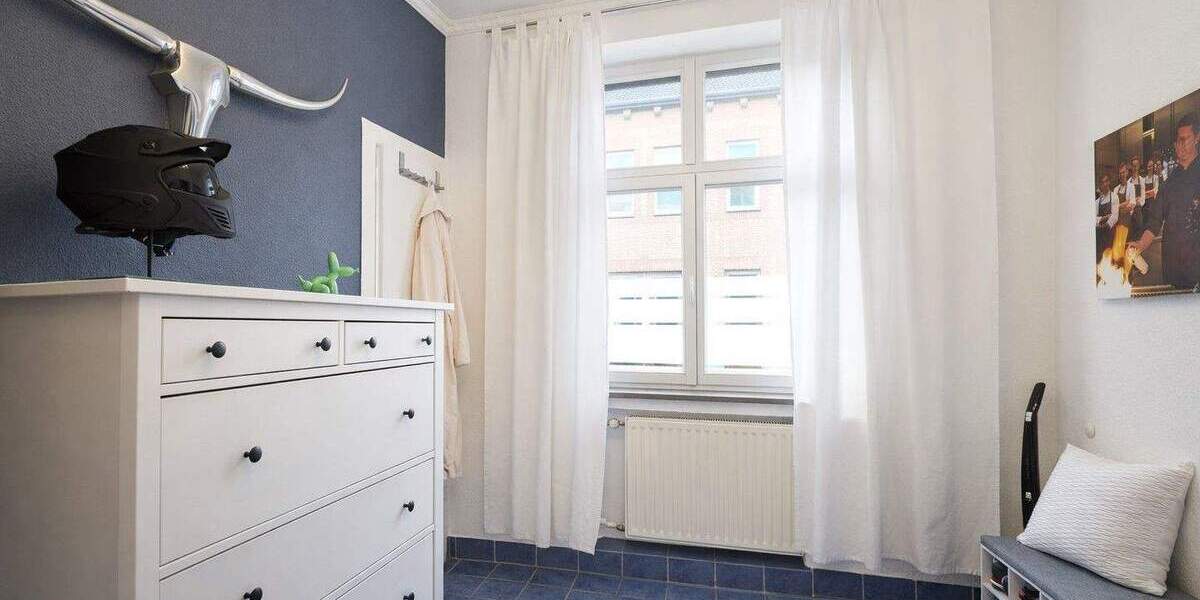 Mehrfamilienhaus, Wohnhaus Krefeld / Bockum Bockum - 6 Zimmer, 184 m&sup2;, 498.000&euro; | Angebot:25695272