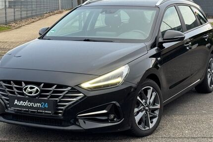 Hyundai i30 90.000 km 14.899 &euro; Jülich 52428