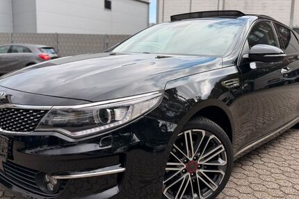 Kia Optima 165.000 km 13.999 &euro; Düsseldorf 40233