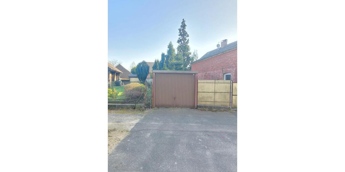 Einfamilienhaus Viersen - 4 Zimmer, 140 m&sup2;, 180.000&euro; | Angebot:25403234