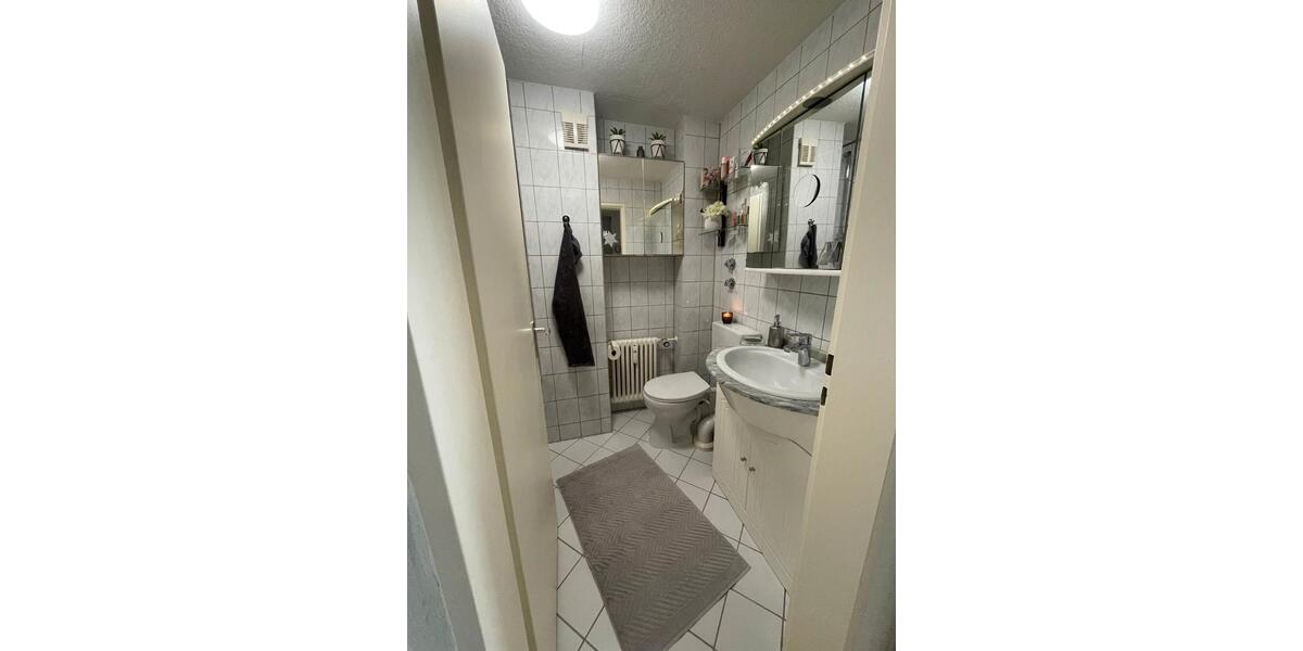 Hochparterre Düsseldorf Stadtbezirk 9 - 2 Zimmer, 55 m&sup2;, 225.000&euro; | Angebot:26144255