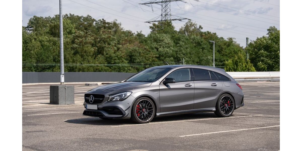 Mercedes-Benz CLA 45 AMG Shooting Brake 135.000 km 26.900 &euro; Leverkusen 51375