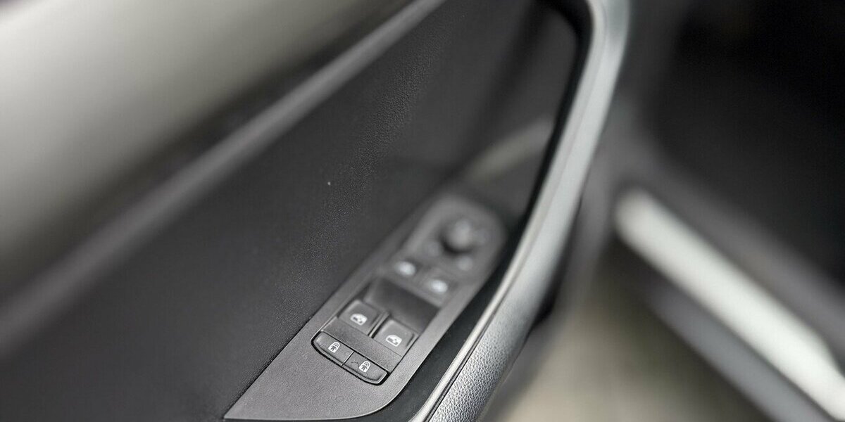 Skoda Karoq Clever/ Kamera / Virtual Cockpit / Keyless 36.000 km 24.890 &euro; Mönchengladbach 41066