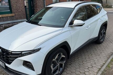 Hyundai TUCSON 15.869 km 28.800 &euro; Frechen 50226