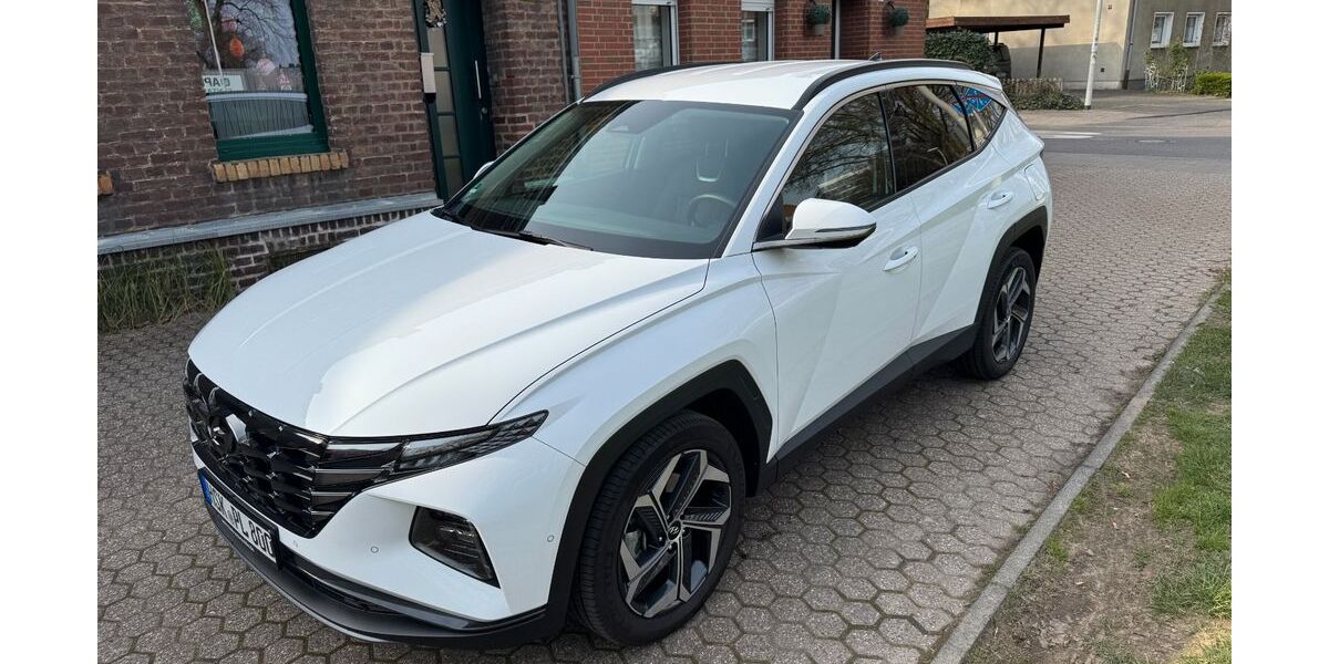 Hyundai TUCSON 15.869 km 28.800 &euro; Frechen 50226