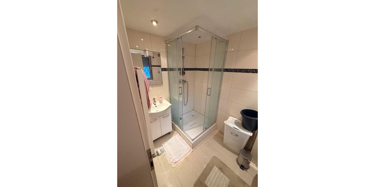Doppelhaushälfte Grevenbroich Neuenhausen - 6 Zimmer, 150 m&sup2;, 315.000&euro; | Angebot:26739379
