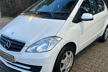 Mercedes-Benz A 160 196.000 km 4.000 &euro; Dormagen 41540