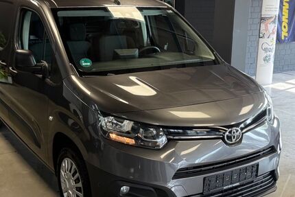 Toyota Proace (Verso) 109.000 km 9.900 &euro; Jülich 52428