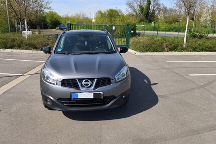 Nissan Qashqai 136.000 km 7.800 &euro; Monheim 40789
