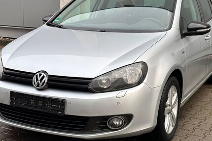 VW Golf 180.000 km 4.700 &euro; Düsseldorf - Bezirk 8 40231