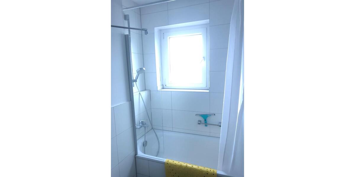 Dachgeschoßwohnung Düsseldorf Stadtbezirk 6 - 2 Zimmer, 80 m&sup2;, 1.772&euro; | Angebot:26020383