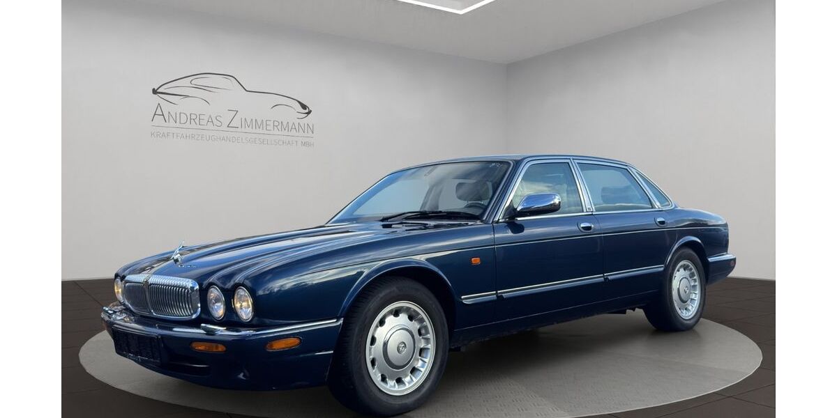 Jaguar Daimler 117.250 km 39.900 &euro; Kaarst 41564