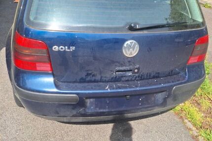 VW Golf 216.000 km 1.400 &euro; Krefeld 47829