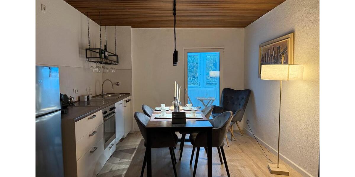 Maisonettenwohnung Düsseldorf Stadtbezirk 9 - 3 Zimmer, 58 m&sup2;, 1.800&euro; | Angebot:26048876