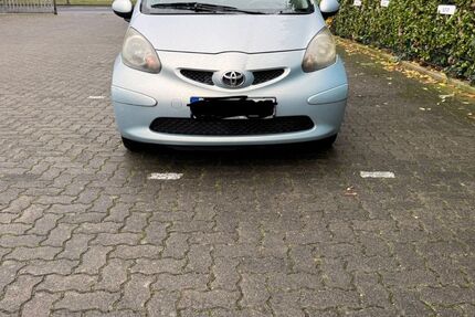 Toyota Aygo (X) 149.100 km 3.950 &euro; Düsseldorf 40239
