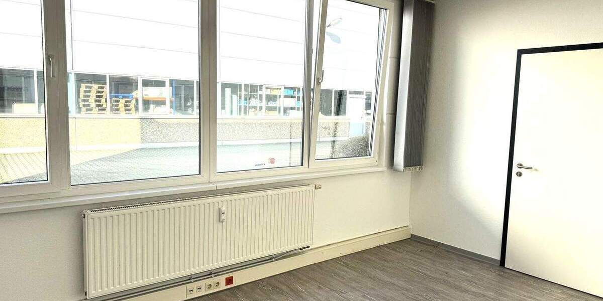 Gewerbeobjekt Willich Münchheide - 7 Zimmer, 246 m&sup2;, 2.460&euro; | Angebot:25769990