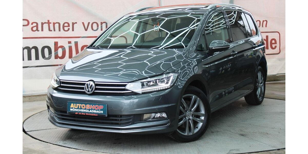 VW Touran 136.000 km 20.950 &euro; Mönchengladbach 41066