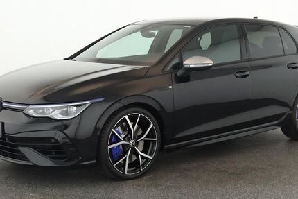 VW Golf 9.700 km 47.684 &euro; Düsseldorf 40233