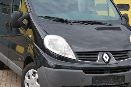 Renault Trafic 177.332 km 11.800 &euro; DÜSSELDORF 40231