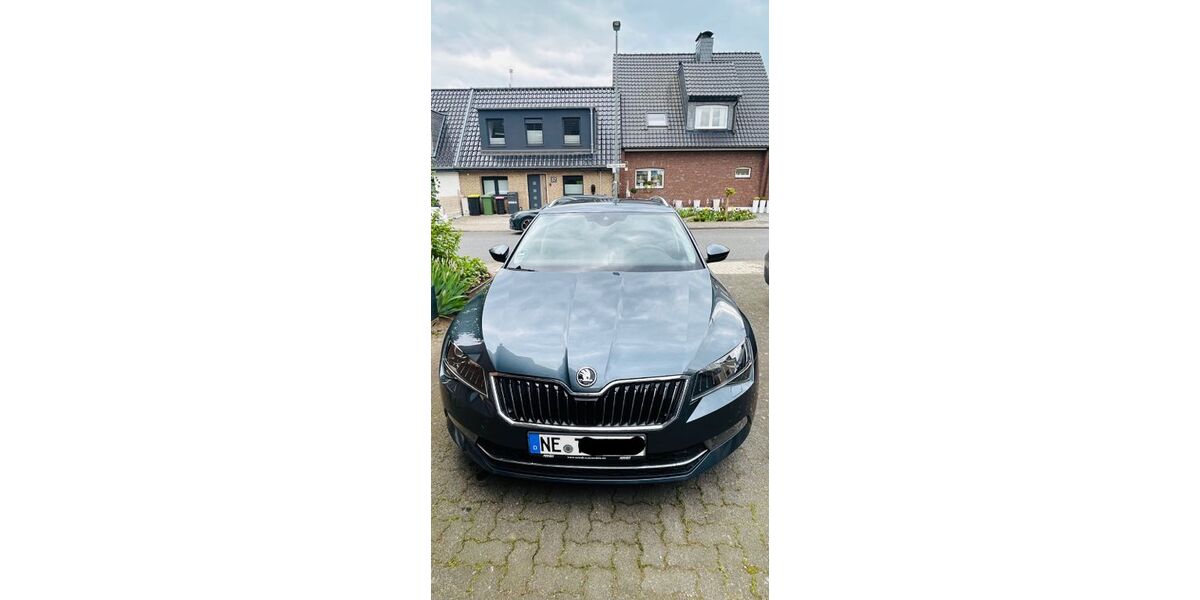 Skoda Superb 112.000 km 20.500 &euro; Dormagen 41539