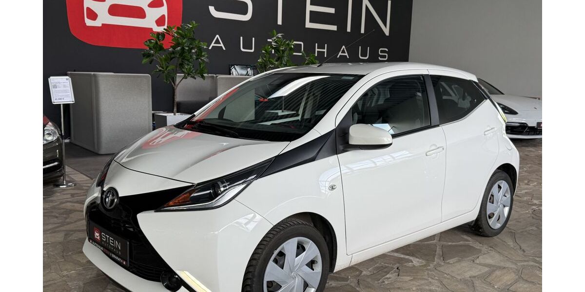 Toyota Aygo (X) 107.500 km 10.490 &euro; Erkrath (bei Düsseldorf) 40699