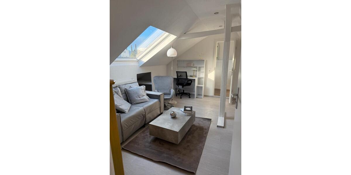 Maisonettenwohnung Düsseldorf Stadtbezirk 9 - 3 Zimmer, 58 m&sup2;, 1.800&euro; | Angebot:26048876