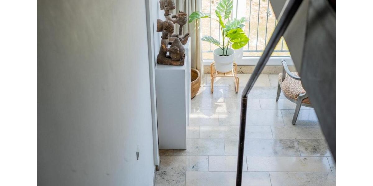 Dachgeschoßwohnung Düsseldorf Pempelfort - 2 Zimmer, 51 m&sup2;, 1.050&euro; | Angebot:26050315