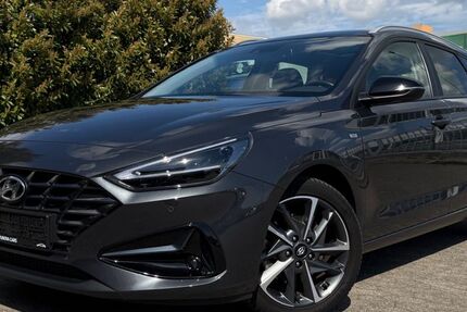 Hyundai i30 26.700 km 18.990 &euro; Neuss 41469