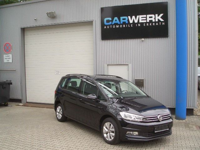 VW Touran 59.308 km 26.945 &euro; Erkrath 40699