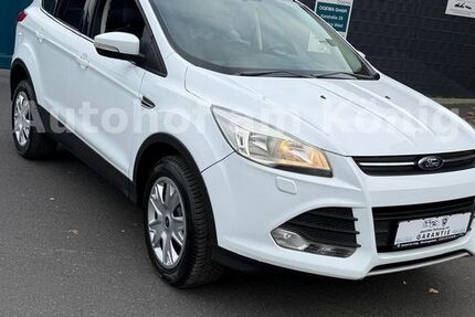 Ford Kuga 148.000 km 6.999 &euro; Mönchengladbach 41068
