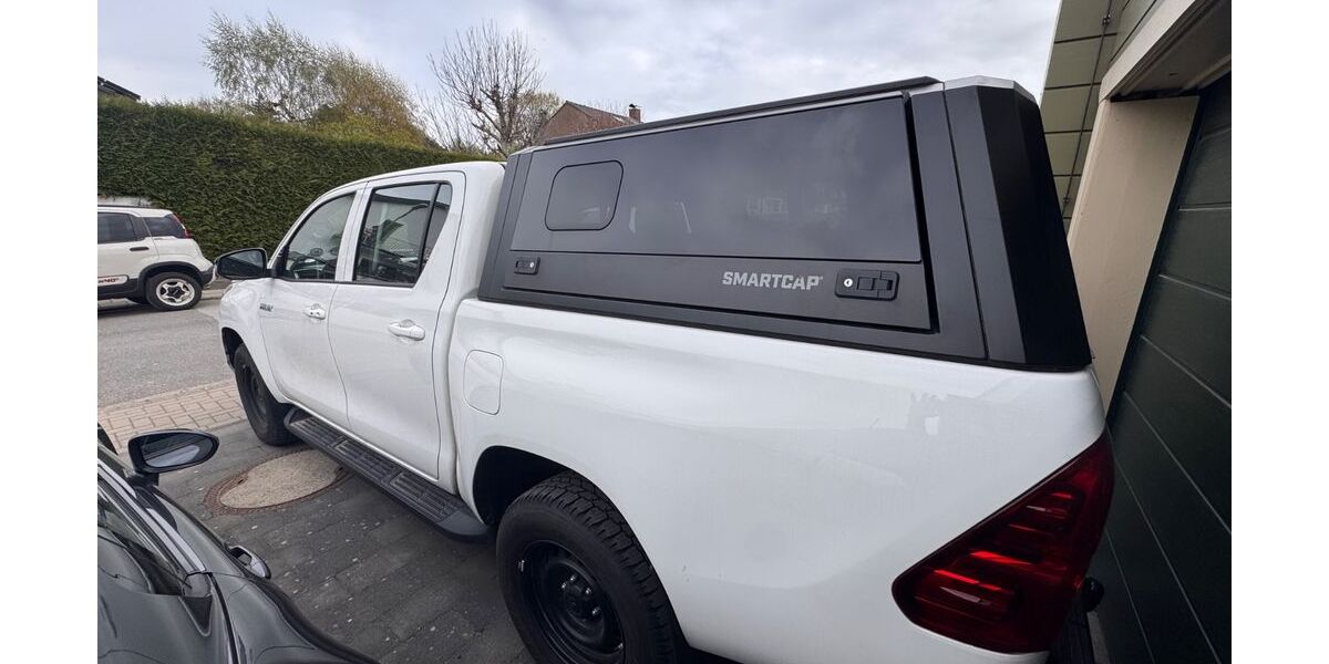 Toyota Hilux 21.900 km 54.500 &euro; Meerbusch Strümp 40670