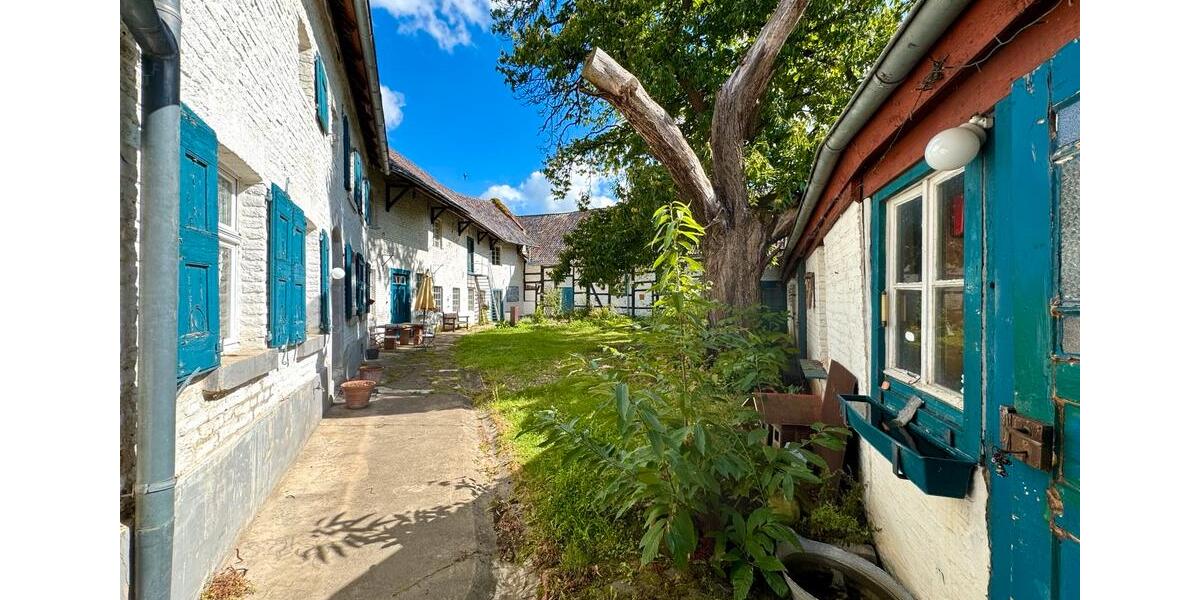 Einfamilienhaus Titz - 8 Zimmer, 201 m&sup2;, 639.000&euro; | Angebot:26215330